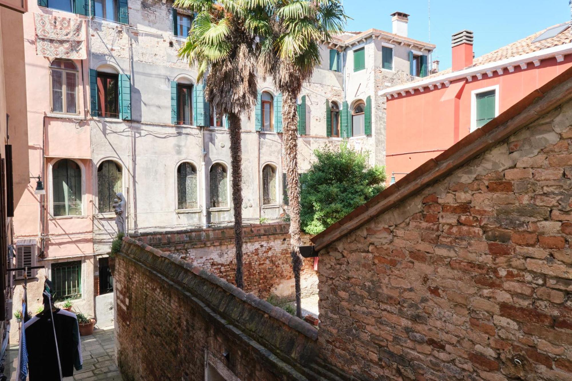 Lustraferi Apartment Venecia Exterior foto
